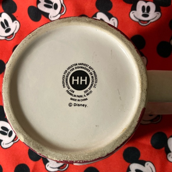 cute Mickey Mouse Mug. Will make you smile😁 - Picture 4 of 6